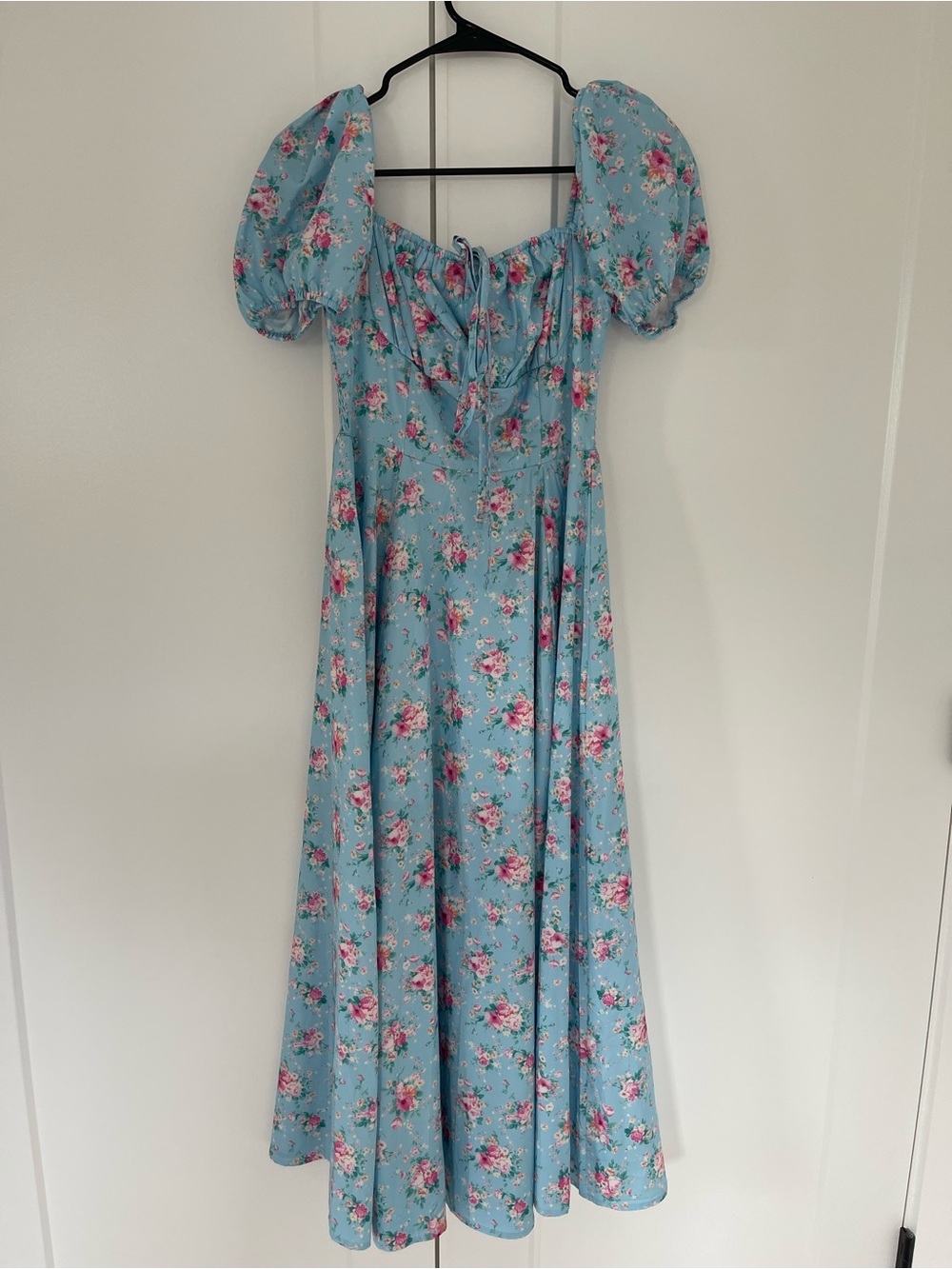 Blue Floral Puff-Sleeve Maxi Dress